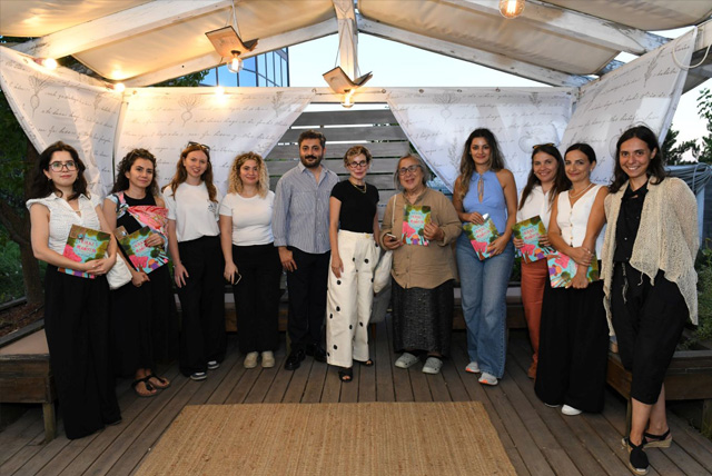 Akmerkez AVM Terasta Tarım Alanı Kitap Kulüpleriyle Buluşuyor